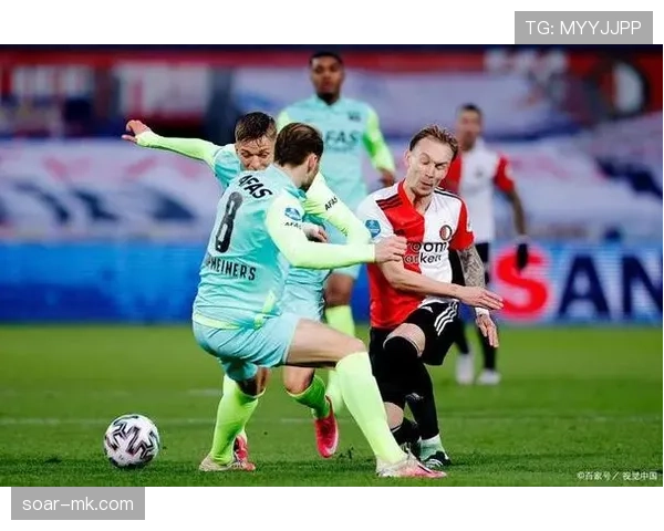 费耶诺德与阿贾克斯激战成焦灼对决，攻防平衡成制胜关键
