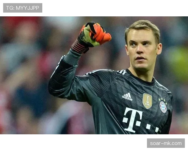 诺伊尔与卡西利亚斯的传奇对决：守门员位置的巅峰状态分析与比较