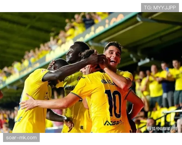 西甲:黄潜中场表现稳健,战术深度引领球队新篇章 西甲:黄潜中场表现稳健,战术深度引领球队新篇章