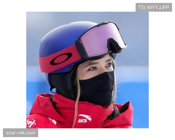 谷爱凌家冰箱贴着的不是菜谱，是冬奥金牌倒计时