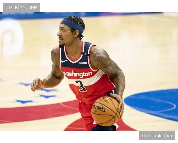 比尔无球跑动占比提升，拉开空间效率显著高于上赛季